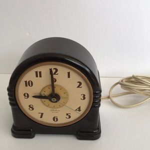 1940's Telechron Bakelite Electric Clock